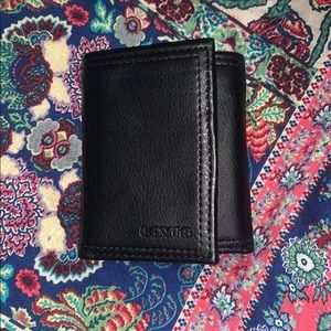 Levi wallet